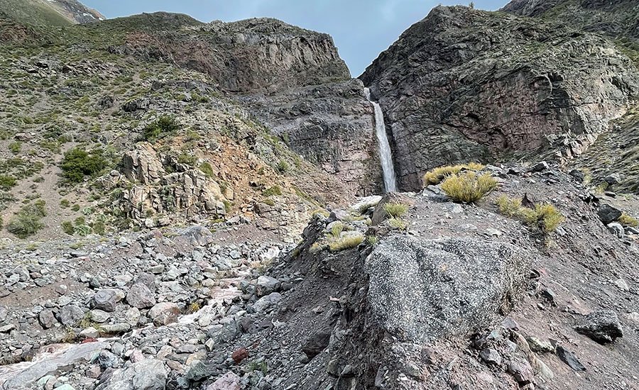 El deshielo de primavera en el Cajón del Maipo: qué cambia en ríos, quebradas y montaña